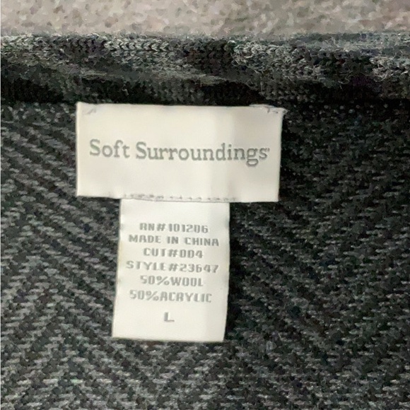 Soft Surroundings Black & Gray Chevron Long Cardigan - Picture 6 of 6